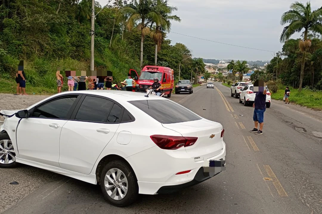 Motociclista fica gravemente ferido após acidente em Cocal do Sul - Portal Engeplus