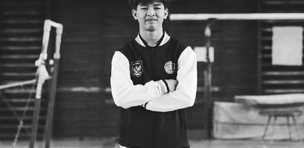 Naufal Takdir Al Bari machucou o pescoço durante um exercício nas barras fixas