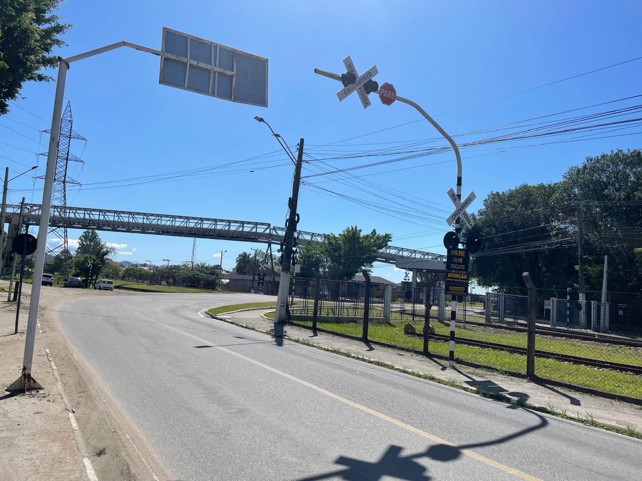 Simulado de acidente rodoferroviário provocará alterações no trânsito de Capivari de Baixo nesta quinta-feira (25) - Início