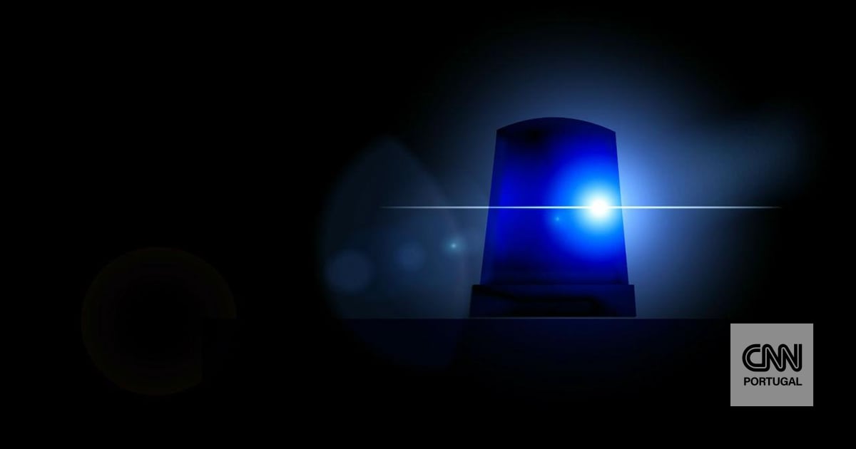 Acidente de autocarro na África do Sul faz pelo menos 42 mortos