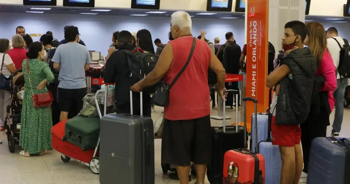 Câmara aprova proibição de cobrança por bagagens de mão e despachada em voos no Brasil - Portal Voz do Campo