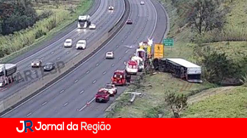 Caminhoneiro morre em acidente na Anhanguera, em Jundiaí