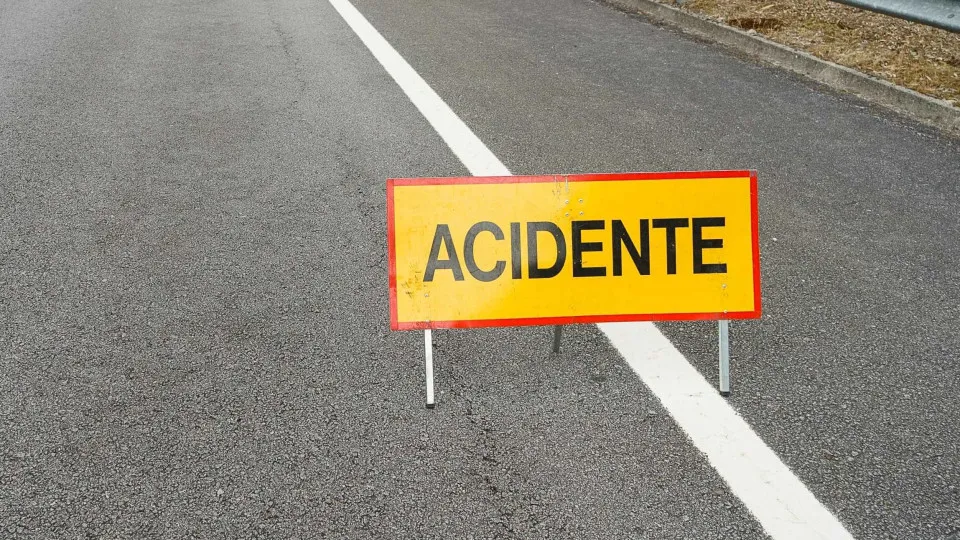 IC33 em Grândola reabre ao trânsito após acidente com 10 feridos