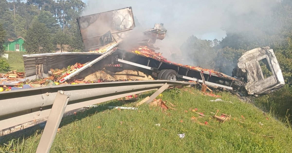 Incêndio após acidente na BR-386
