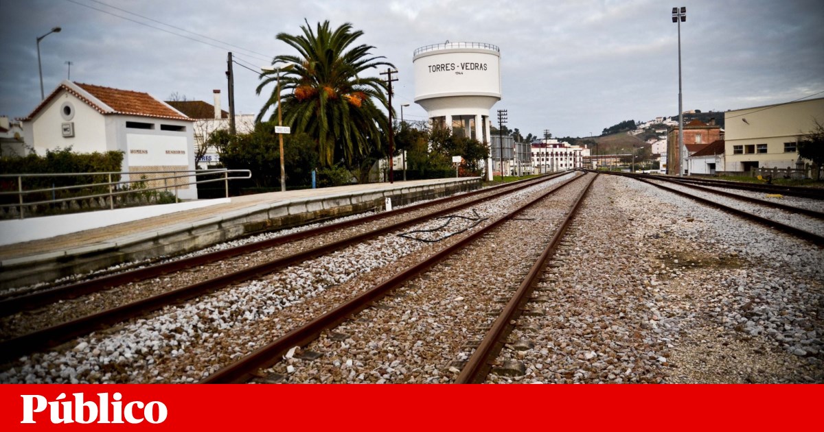 Linha do Oeste cortada devido a abalroamento de veículo ligeiro | Acidentes