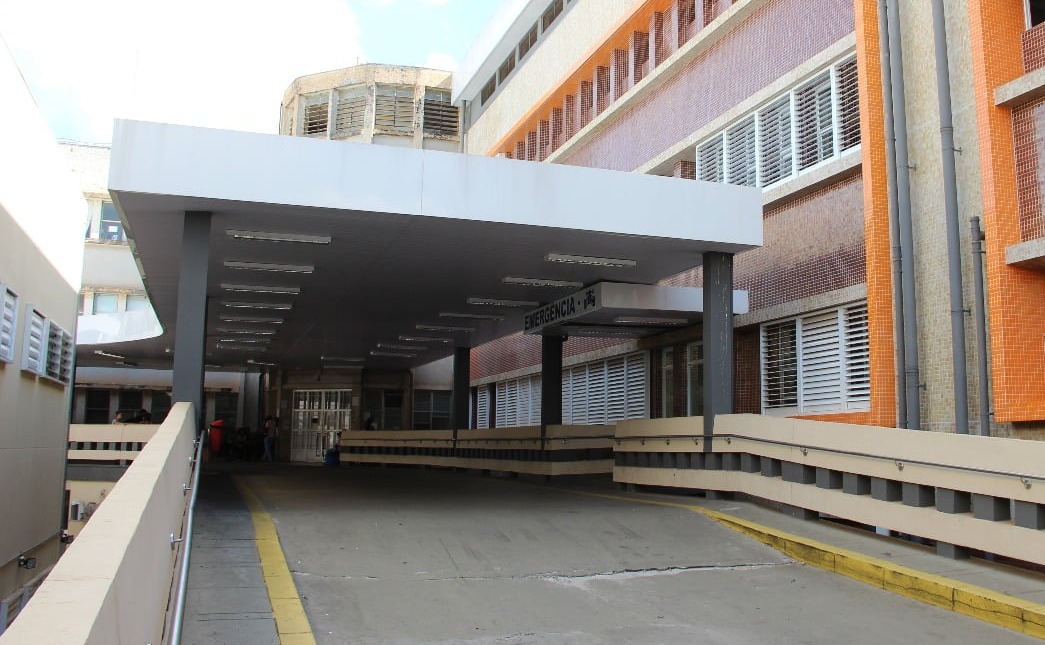 Motociclista que sofreu grave acidente no Contorno segue internado • Marília Notícia