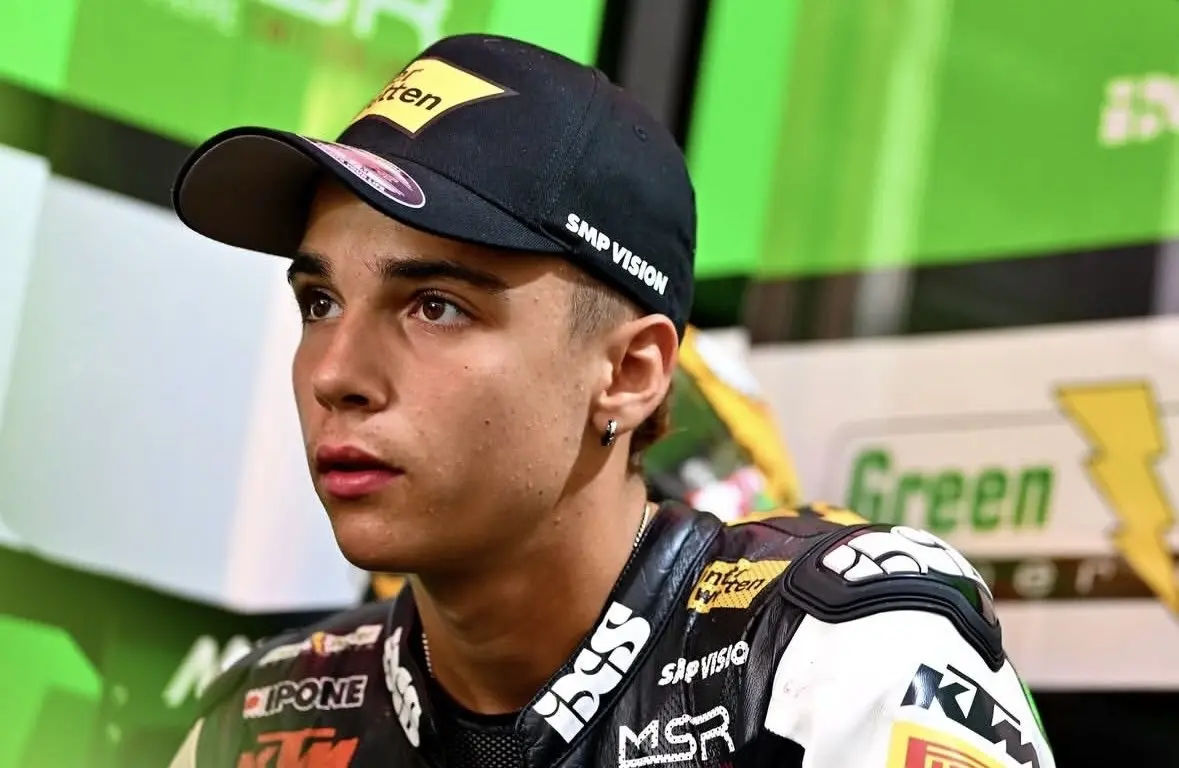 Noah Dettwiler luta pela vida após colisão catastrófica na Malásia
