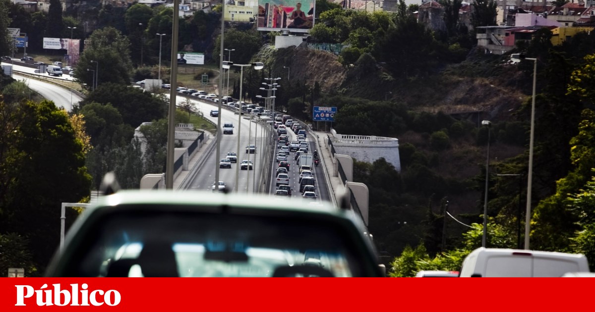 Trânsito cortado na A5 sentido Cascais-Lisboa devido a despiste de camião | Local