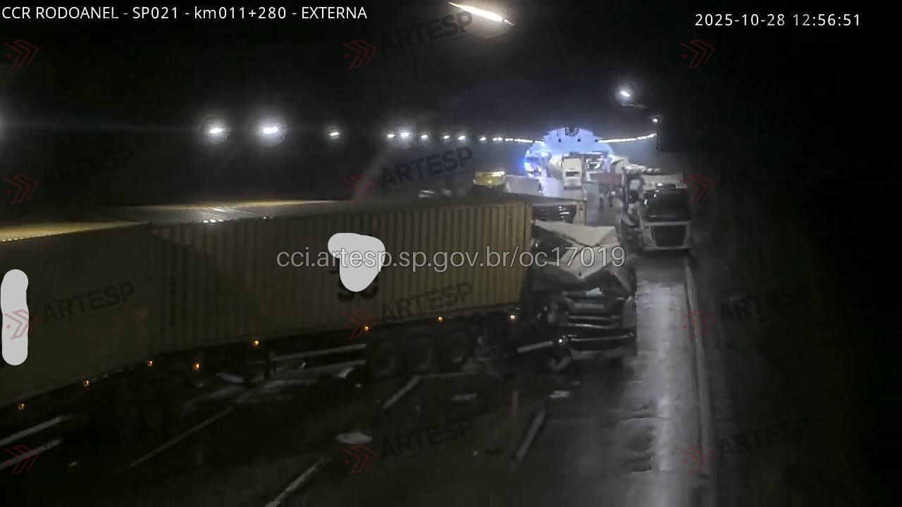 Túnel do Rodoanel é interditado após acidente envolvendo carretas - G1 - Globo
