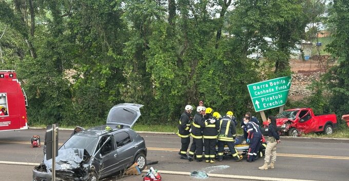 VÍDEO: Grave acidente na BR-153 envolve três veículos e mobiliza equipes de socorro