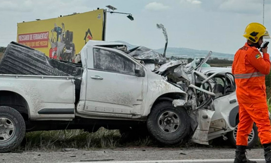 Acidente deixa três pessoas mortas na BR-235 em Itabaiana