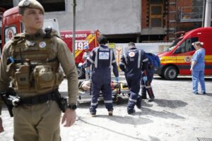Acidente em obra no Centro de Blumenau mata trabalhador, deixa feridos e estremece prédio