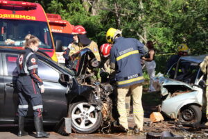 Buraco na pista pode ter provocado acidente que matou duas mulheres na PR-323