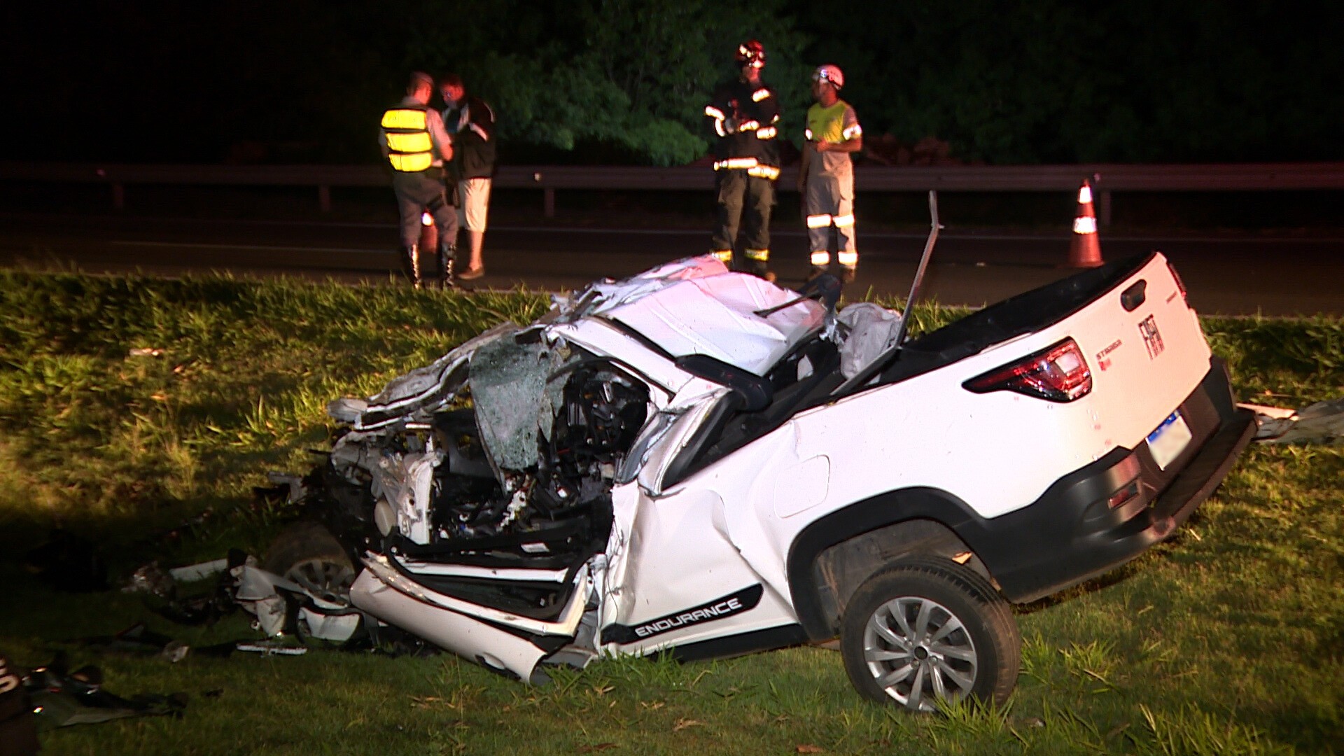 Duas pessoas morrem em acidente na Rodovia Zeferino Vaz, em Campinas - G1 - Globo