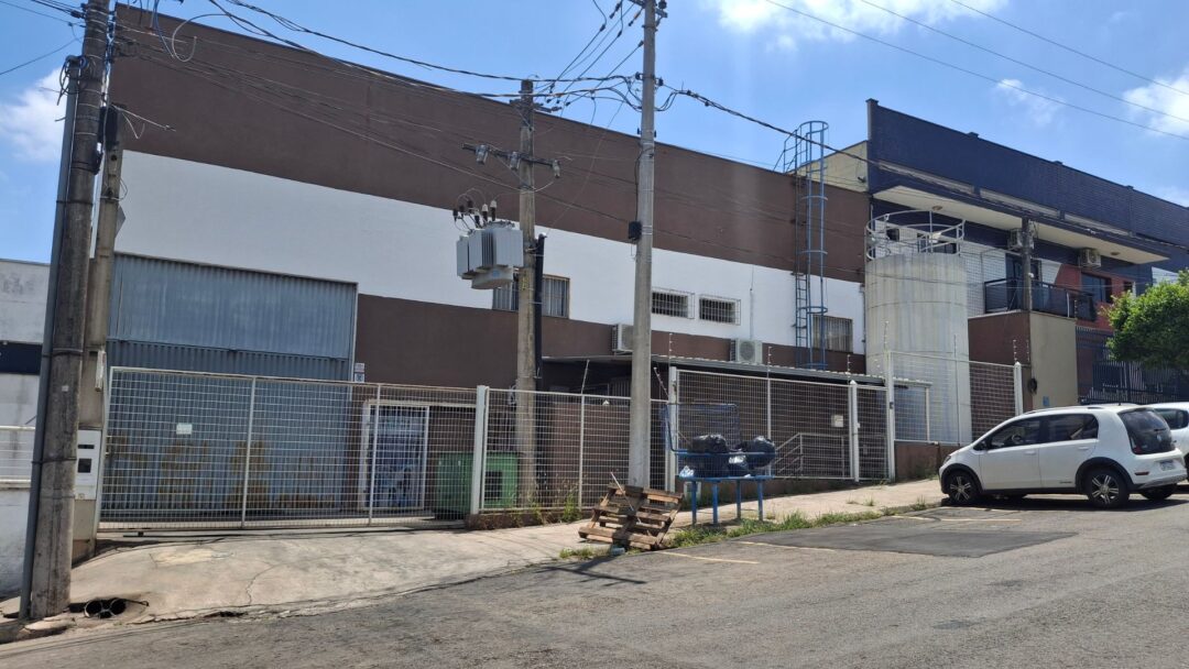 Homem morre em acidente de trabalho em empresa de cilindro em Americana; equipe da TV TODODIA é intimidada durante cobertura