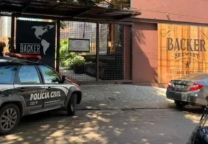 Justiça de MG absolve os 10 réus no caso da cervejaria Backer