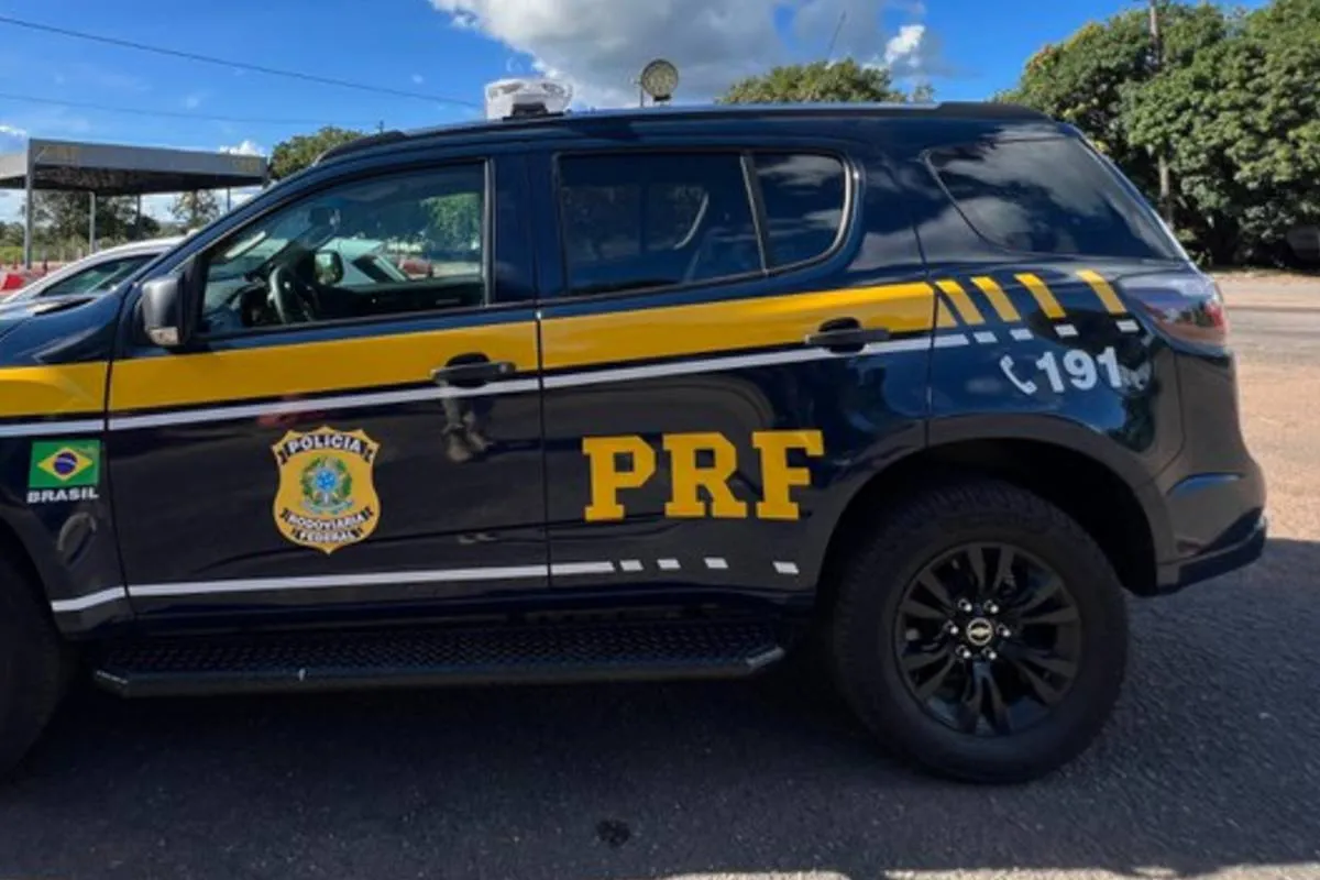 Motociclista morre em acidente com caminhões no Contorno Leste