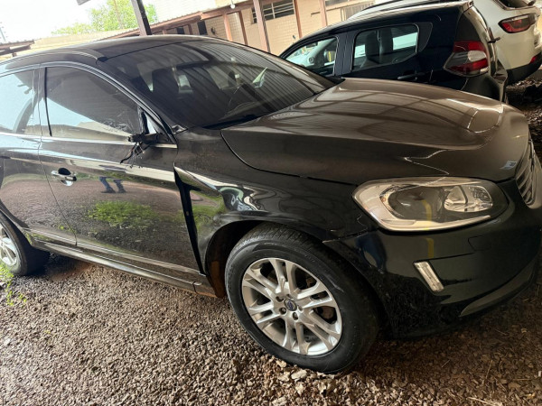 PCPR apreende veículo envolvido em acidente ocorrido na BR-277