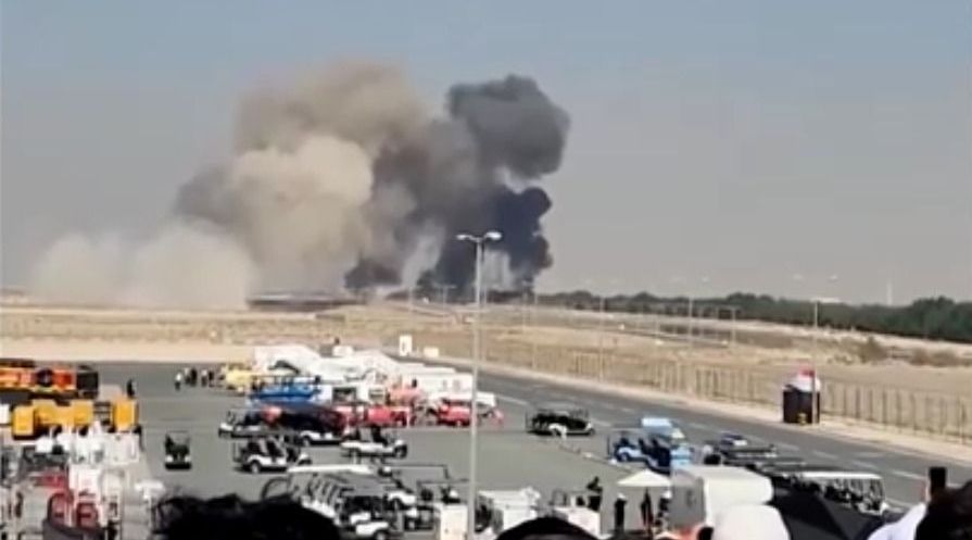 Piloto morre após caça da Índia cair durante demonstração aérea em Dubai
