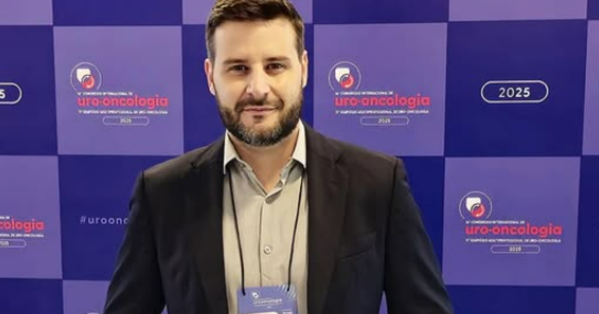 Torcedor do Palmeiras morre em acidente de ônibus em Lima