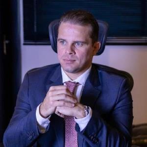 Uma exploração do naming rights em bens públicos