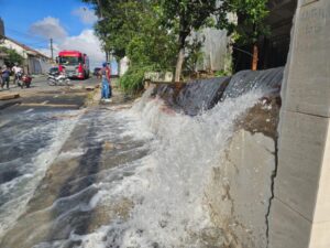 Governo do Estado decreta ‘situação de emergência’ por 180 dias em Campina Grande após rompimento de reservatório