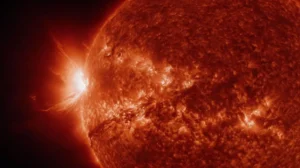 Explosões solares causam blecaute global e afetam comunicações em vários países