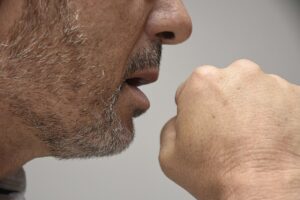 Casos de pneumonia crescem 272% na região de Ribeirão Preto em 2025