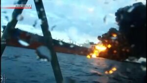 Mídia ucraniana noticia ataques a 2 navios-tanque russos da “frota paralela” no Mar Negro