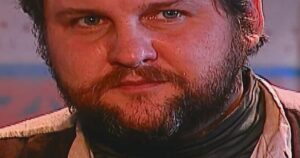 Bartolo morre em ‘Terra Nostra’? Grave doença contagia amigo de Matteo e, mesmo doente, ele vira alvo de medo e rejeição na colônia