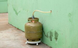 Explosão em galpão de Itajaí serve de alerta sobre perigos e cuidados com o gás