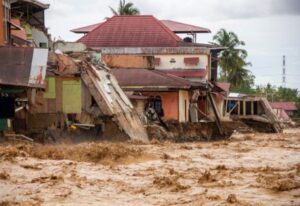 Passa de mil o número de mortos por tempestades no Sudeste Asiático
