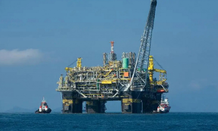 Greve na Petrobras gera perdas milionárias e pressiona negociações trabalhistas – Diário da Guanabara