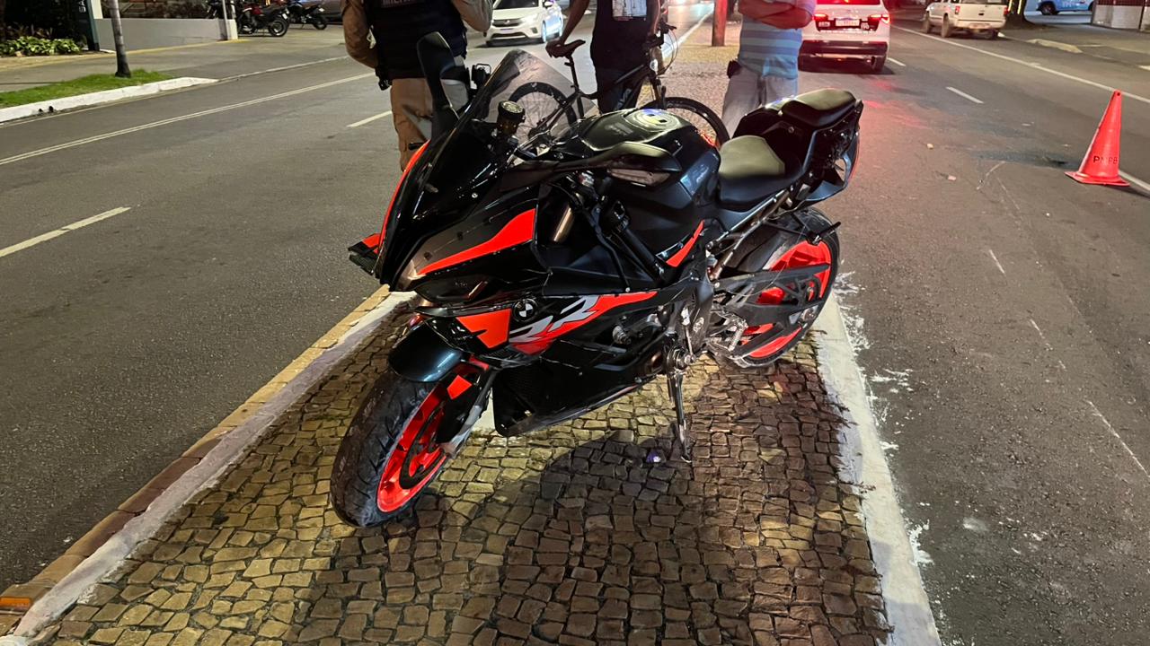 Homem morre em acidente de moto na Avenida Epitácio Pessoa, em João Pessoa