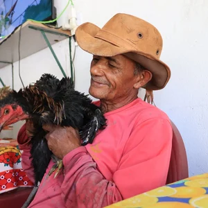 Famoso por foto em revista internacional espera indenização da Braskem