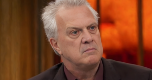 ‘Cara, ele levantou e foi embora’: Pedro Bial aponta ‘desastre anunciado’ em entrevista com famoso cantor internacional