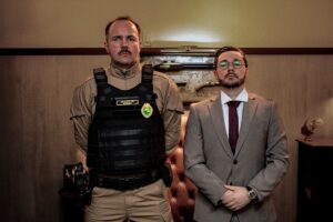 Justiça reintegra soldado acusado em 2021 de ligação com ataques a bancos no Paraná