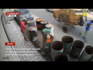 Vídeo: Câmera de segurança flagra momento em que jovem acende isqueiro em tonel e provoca explosão; veja.