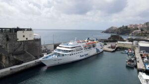 ‘Lobo Marinho’ realiza viagens extra no domingo