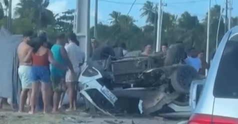 Acidente na rodovia de acesso a Porto de Galinhas deixa cinco feridos | Diario de Pernambuco