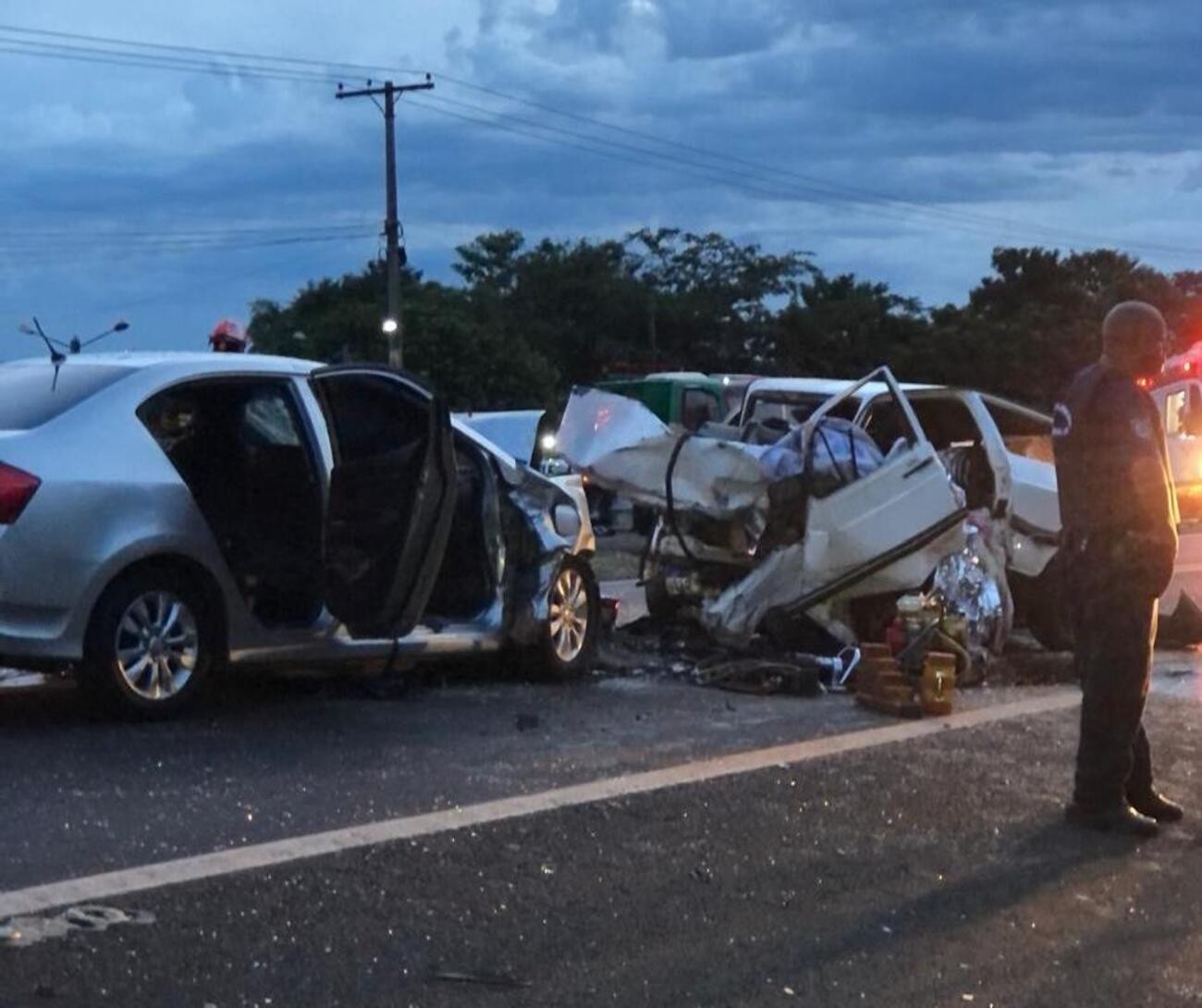 Grave acidente mata uma pessoa e deixa 2 gravemente feridas na SP-191 - G1 - Globo