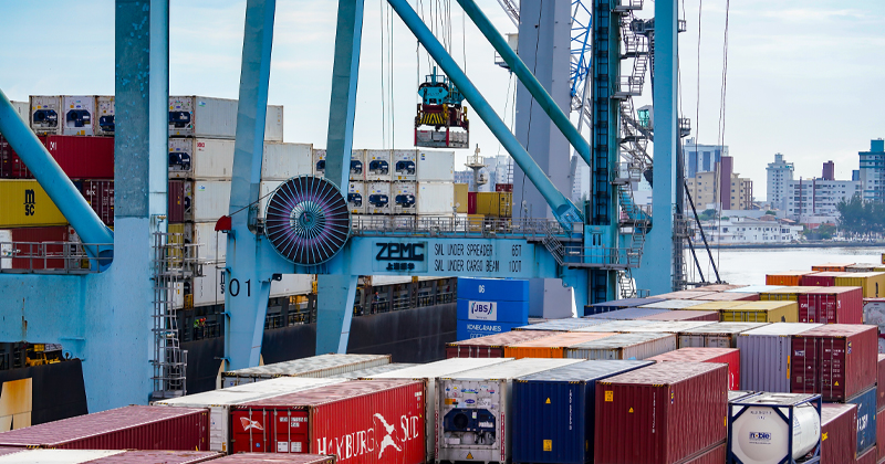 JBS aguarda por concessão definitiva do Porto de Itajaí