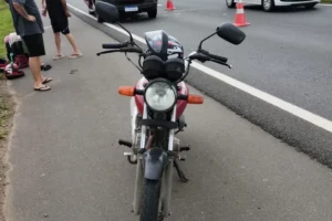 Jovens ficam feridas após acidente na Via Rápida, em Içara – Portal Engeplus