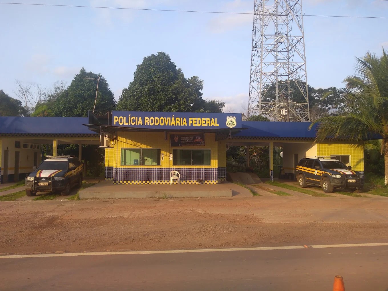 Policial da PRF morre em acidente na BR-174 no Amazonas - G1