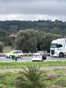 mulher ferida em acidente na variante – Rádio Portalegre