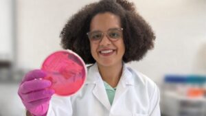 Mulheres na Ciência: pesquisadora transforma resíduos em biocombustíveis e soluções sustentáveis para a agricultura