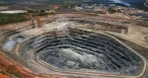 DPU e Mineração Vale Verde firmam acordo para monitoramento ambiental das águas do Rio Traipu em Craíbas, após indícios de contaminação por metais.