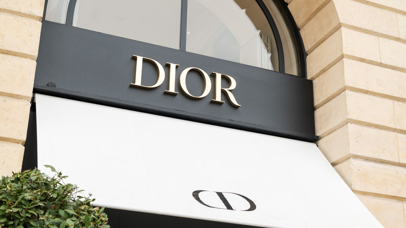 Loja da Dior, em Paris. (Foto: Benjamin Girette/Bloomberg)