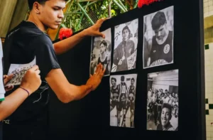 Com fotos na quadra de basquete, escola de Juazeiro homenageia jovens mortos em acidente de ônibus – Ceará
