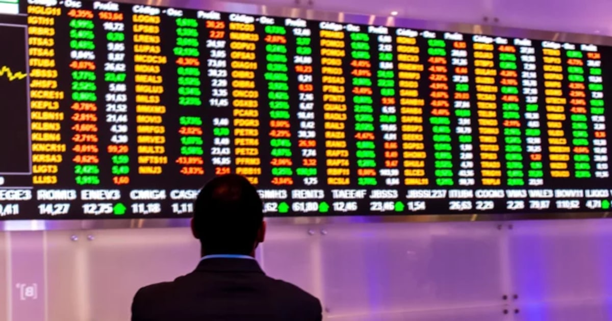 Ibovespa hoje: Weg (WEGE3) lidera ganhos; MRV (MRVE3) sofre maior queda com alta dos juros futuros